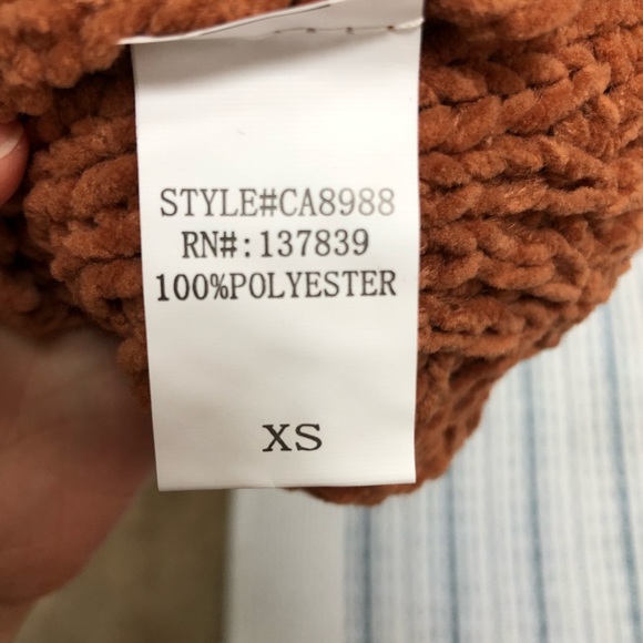 Alter’d State Cropped Sweater - Picture 7 of 8